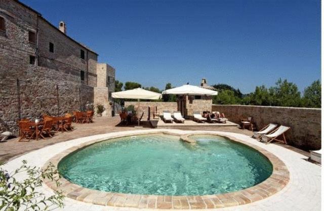 Residence Borgo Da Mare 몬테프란도네 외부 사진