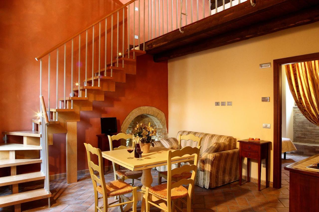 Residence Borgo Da Mare 몬테프란도네 외부 사진